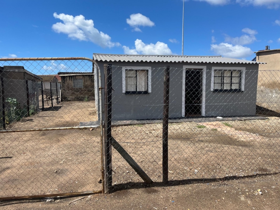 2 Bedroom Property for Sale in Kwazakhele Eastern Cape